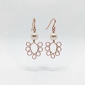 Freshwater Pearl Earrings